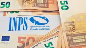 Pensione a rischio, senza i dati a febbraio l’Inps può tagliare l’assegno (e chiedere i soldi indietro)
